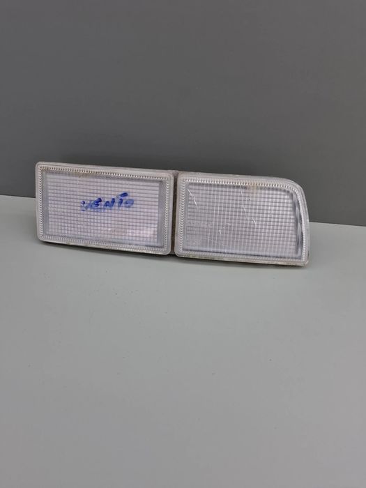 Capac proiector ceata stanga 1H0941 777A Volkswagen VW Vento 1992