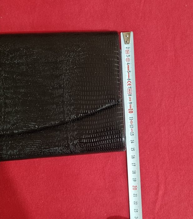 Дамска чанта тип клъч