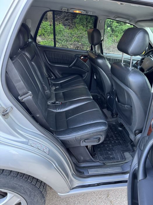 Mercedes   ML270