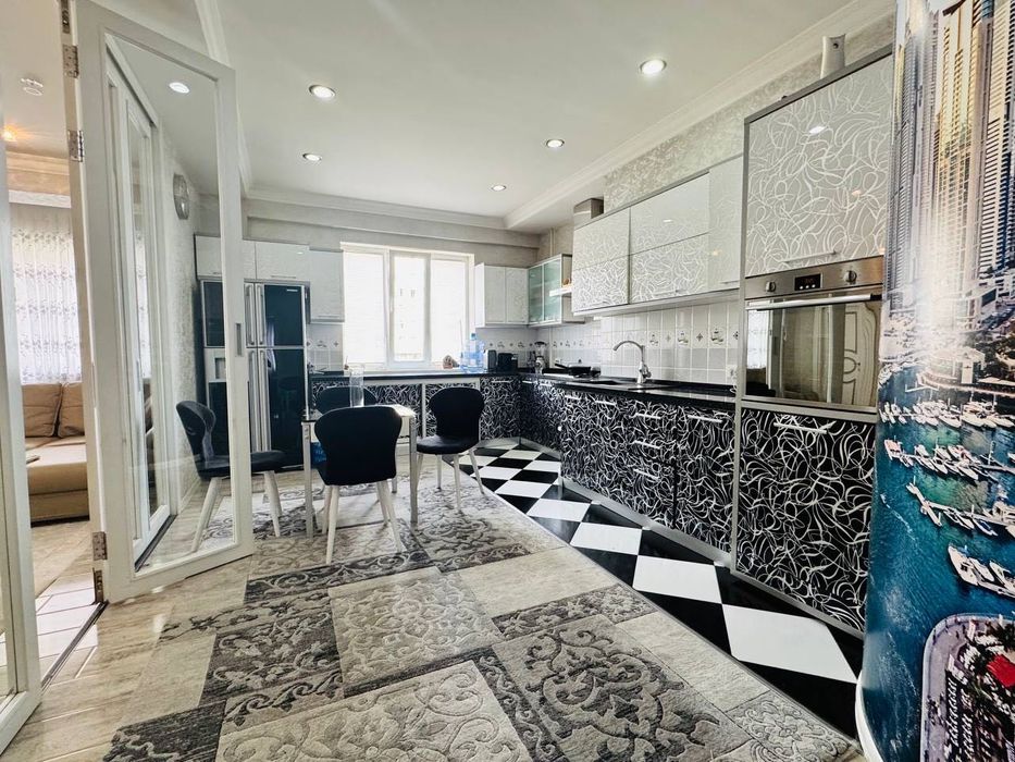 Новостройка Продается 3 комнатная квартира ремонт Ц-2 Алайский