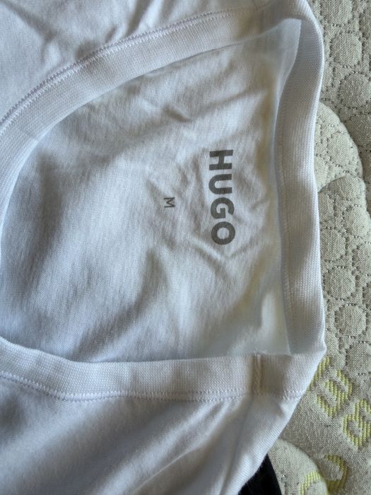 Тениски на hugo оригинални