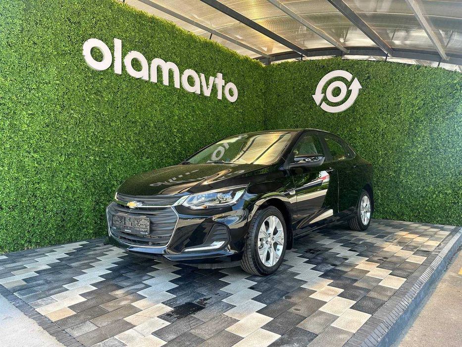 Chevrolet Onix LS mt / LTZ turbo at / Premier 2 turbo / Redline