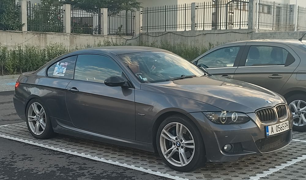 BMW E92 330i - 2007