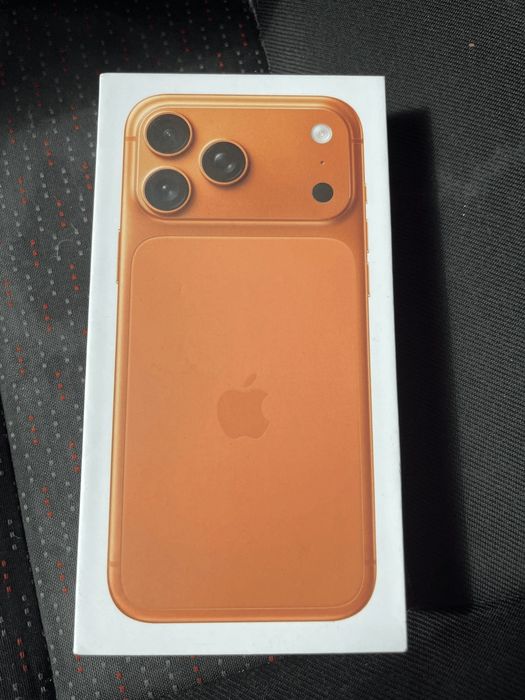 iPhone 17 Pro Max 2TB Cosmic Orange