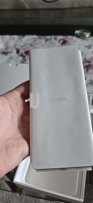 Телефон OPPO A5 Pro