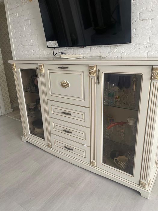 продам мебель на фото все есть