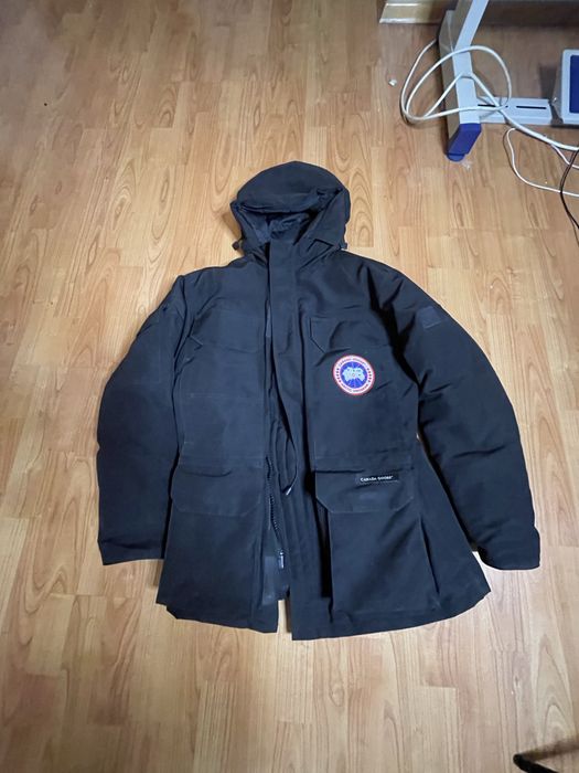 Продам куртку Canada goose expedition parka