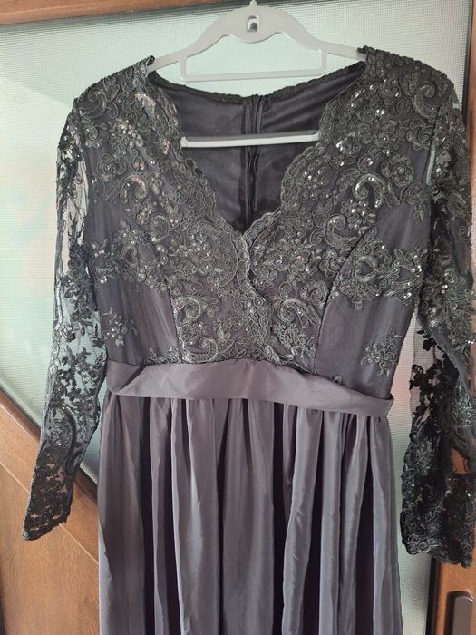 Rochita lunga  neagra