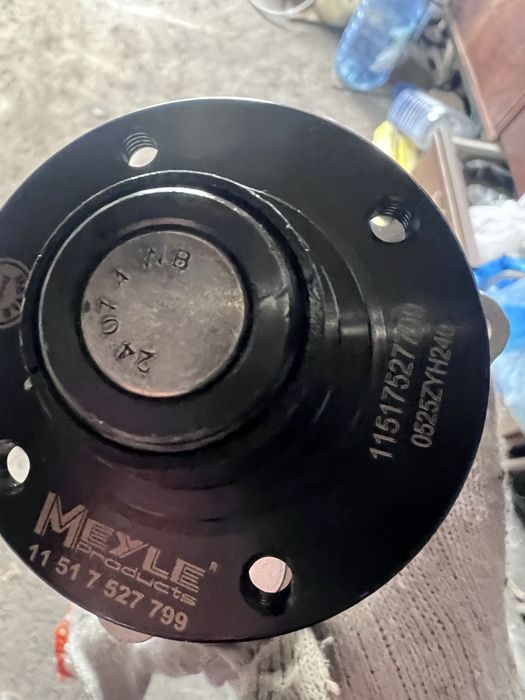 Помпа meyle на м54 м52