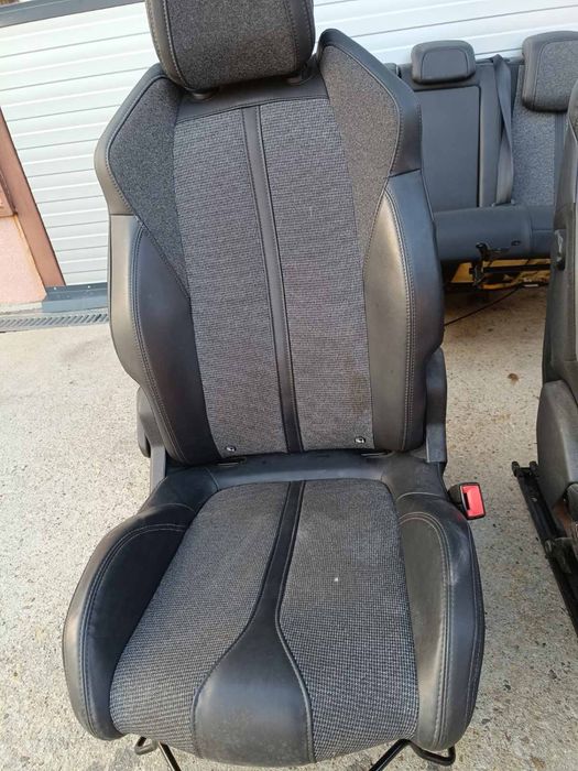 Полу кожен салон за Пежо/Peugeot3008/черен /ръчен/подгрев/