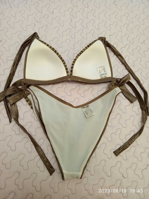 Бански две части, бразилияна. Размер М