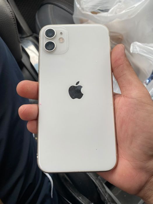 Продам iPhone 11