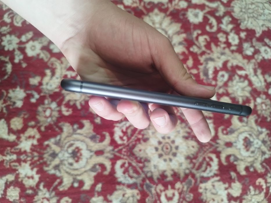 Продам айфон 11 128 гб