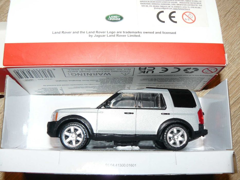 Macheta Auto De Colectie LANDROVER DISCOVERY 3 Scara 1:43,Noua RASTAR