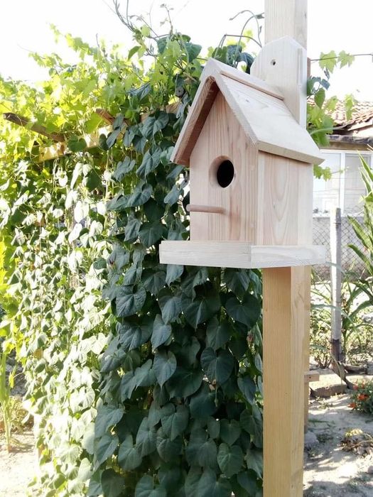 Дървени декорации за двор и градина