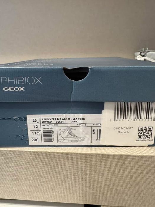 Geox обувки за деца Нови