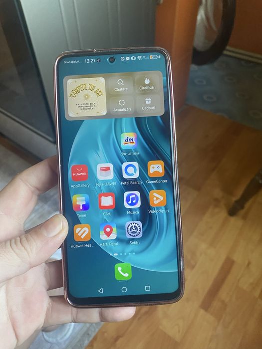 Se vinde telefon in stare aproape perfecta