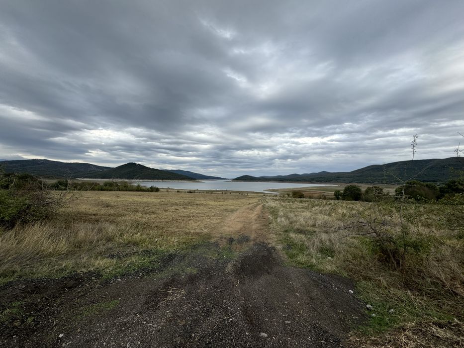 Продаеа парцел, с. Паничерево, язовир “ Жребчево”