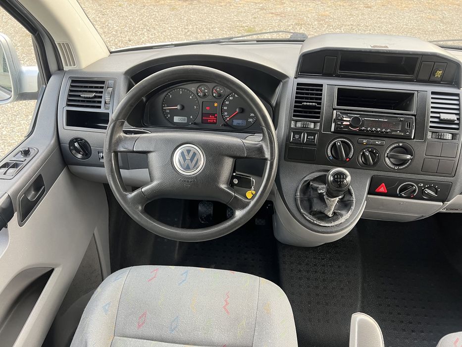 Vw T5 2.5 mixt 5 locuri inmatriculat