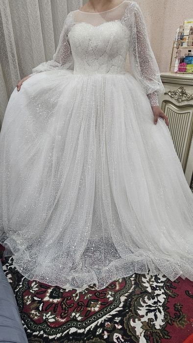 Свадебный платье