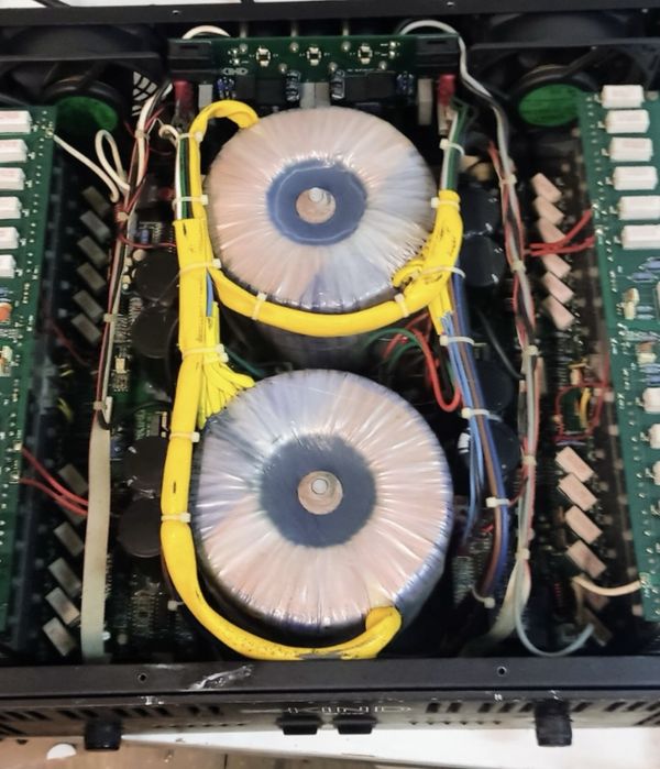 Усилитель KIND XT 2000