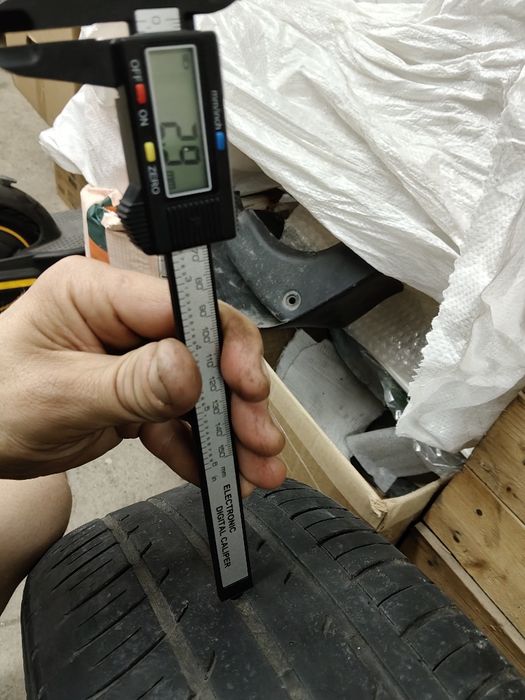 Резина 195/65R15