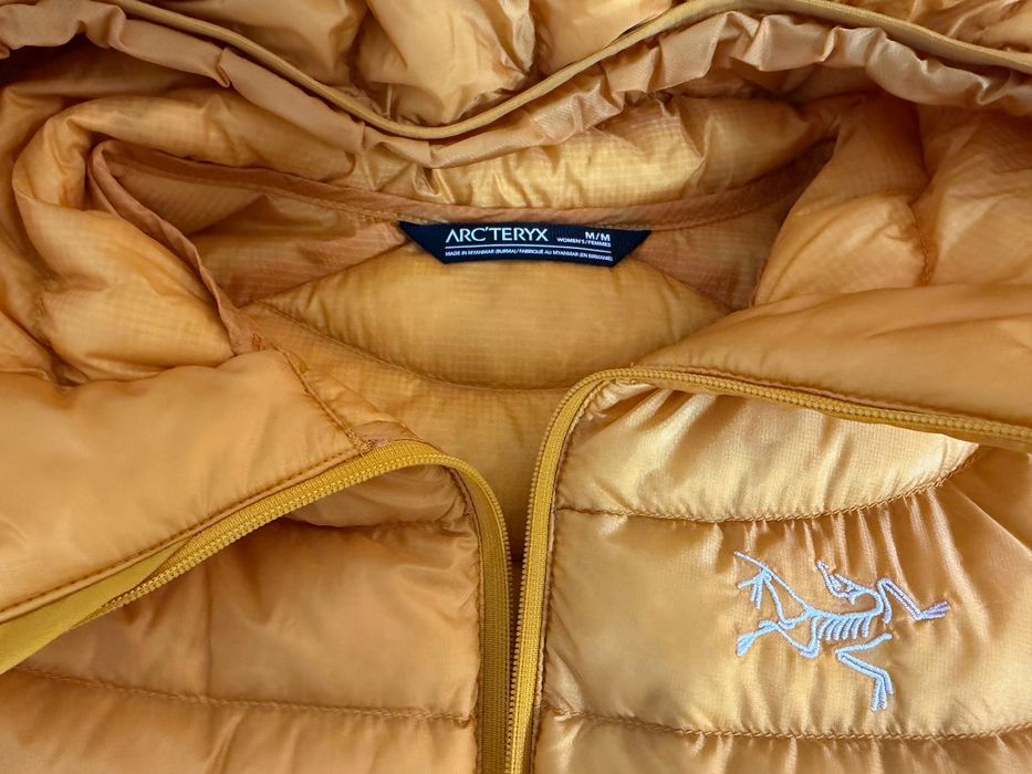 Pufoaica Arcteryx Cerium Hoody Women marimea M