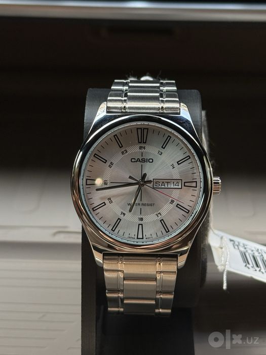 Часы Casio MTP-V006D-7CUDF — серебристые, мужские, оригинальный дизайн