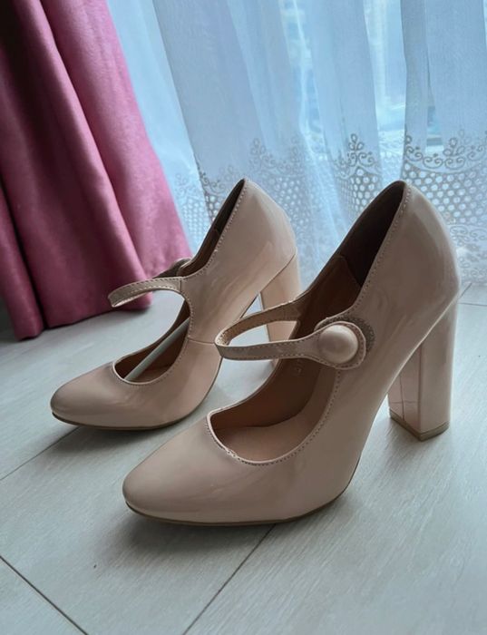 Pantofi Crem Mei