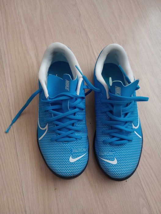 Маратонки Nike, разм 34, стелката е 21,5