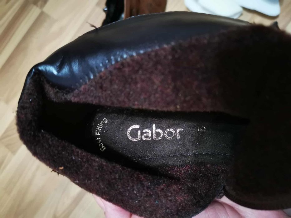 Ghete Gabor din piele