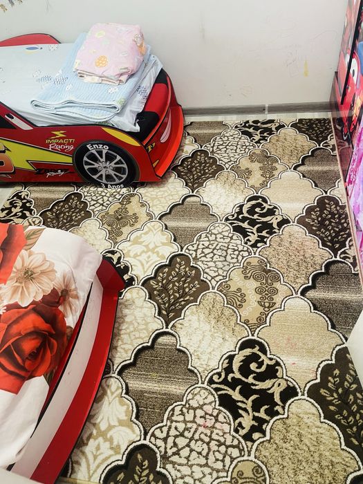 Гиламлар сотилади