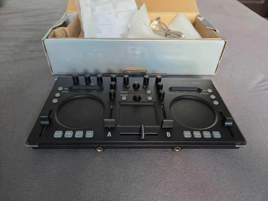 Consola/Controller/Mixer DJ Korg