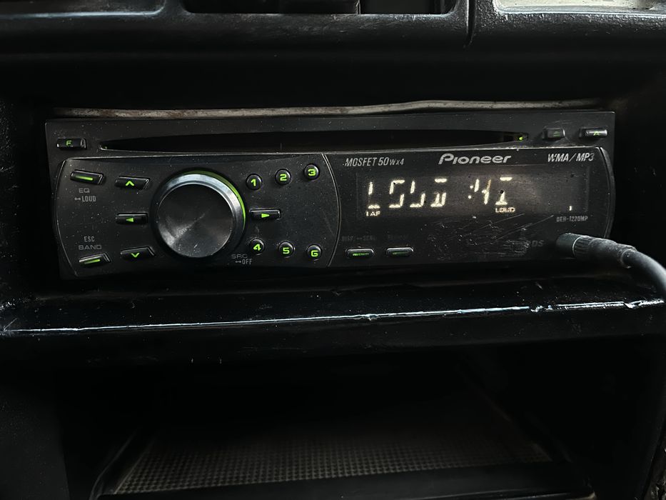 Pioneer DEH-1220MP