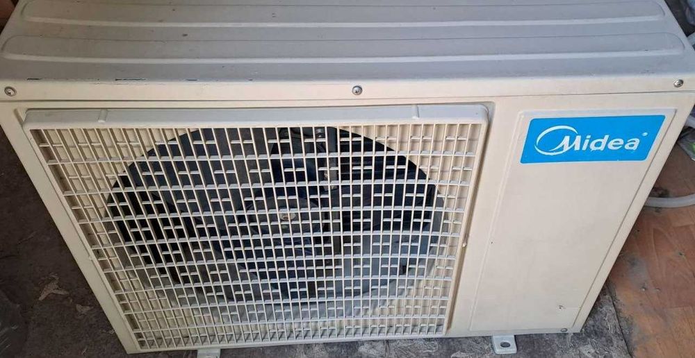 Кондиционер Midea 12 Зимо лето