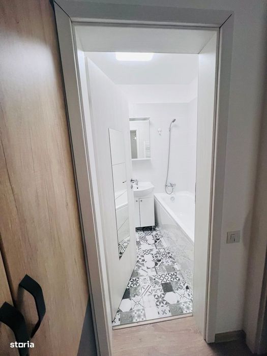 Apartament superb mobila pe comanda centrala langa Metrou Aparatori