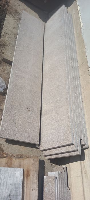 Гранитная ступень