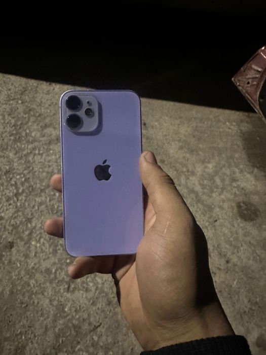 Продам iPhone 12 mini