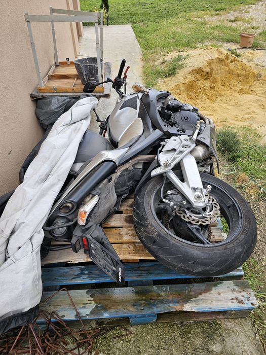 Suzuki GSR 600 за части