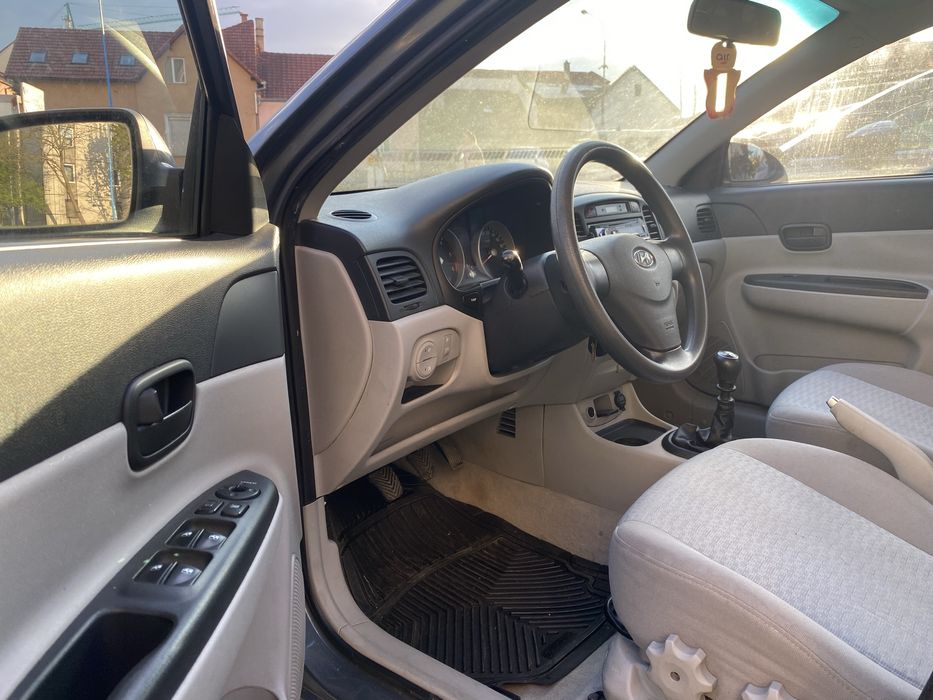 Hyundai Accent 1.5 diesel | 155000 km reali | stare foarte buna | doar 2 proprietari anteriori