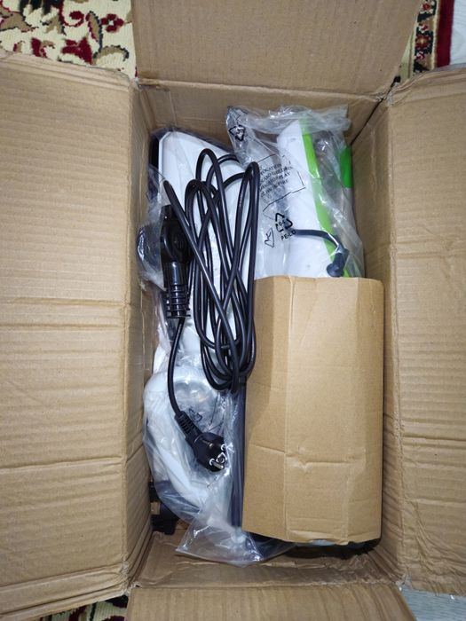 Паровая швабра + 7 насадок