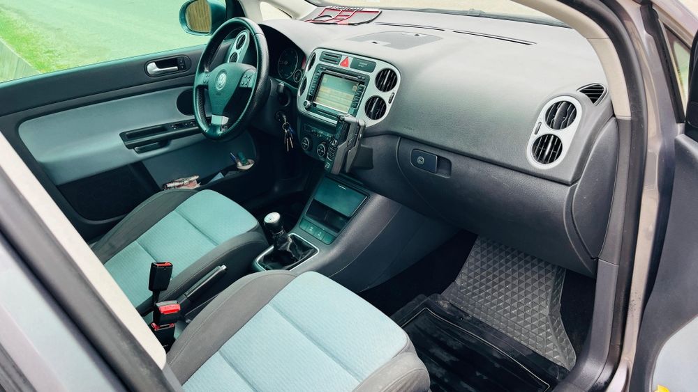 VW Cross Golf V AN 2009