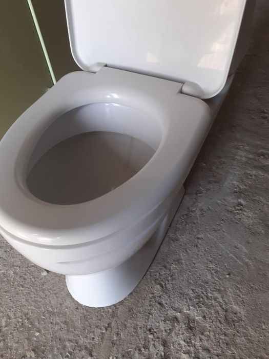 Продам унитаз хор.сост