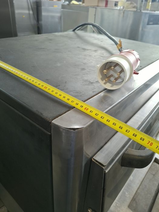 Фурна за пици/ пицарка