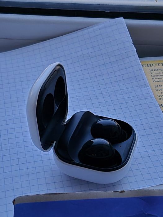 Samsung galaxy buds 2
