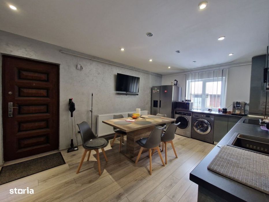 Apartament 2 camere, 48 mp, zona Hotvon