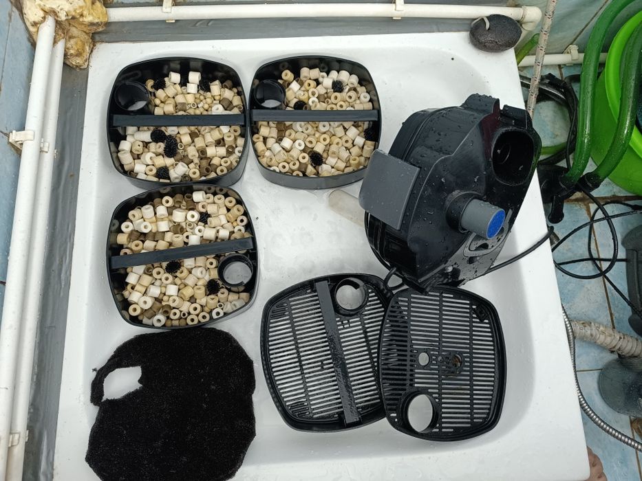 Filtru extern acvariu