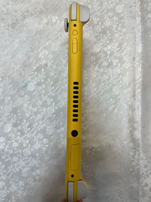 Nintendo switch lite 98 GB обмен