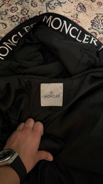 Зимняя куртка Moncler