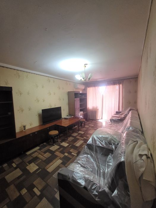 Срочно 3ком/5/5  Новомосковская Б-2х6 ул Оккурганская ор.р почта 99шк